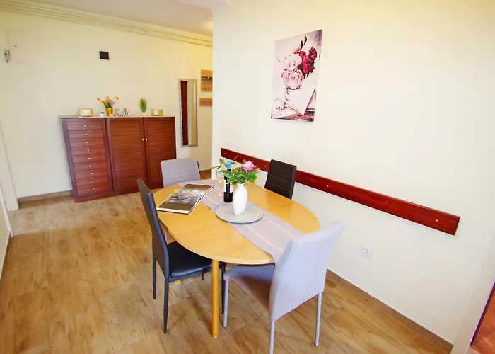 Suzi Valdebek Apartman