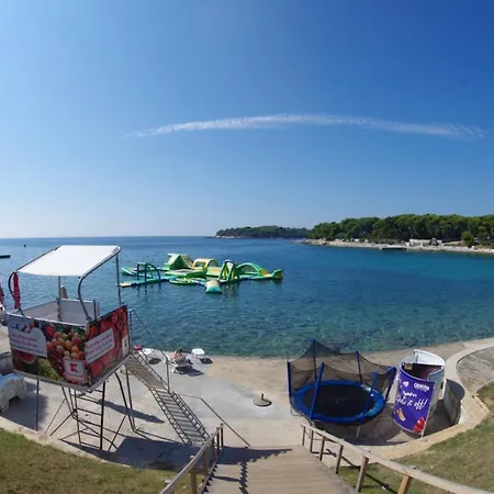 Suzi Valdebek Apartamento Pula