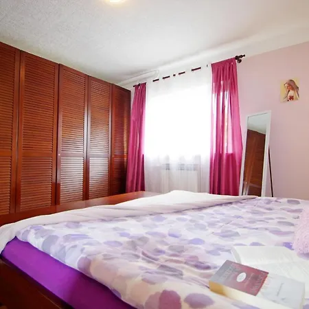 Apartamento Suzi Valdebek Pula