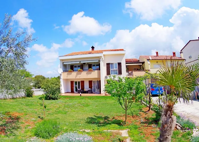 Suzi Valdebek * Pola